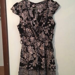 short sleeve/shorts romper